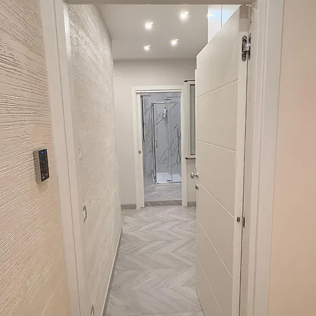 Max Fox Неаполь