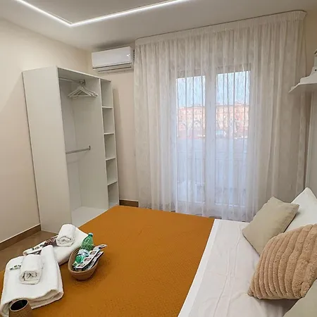 Max Fox Νάπολη