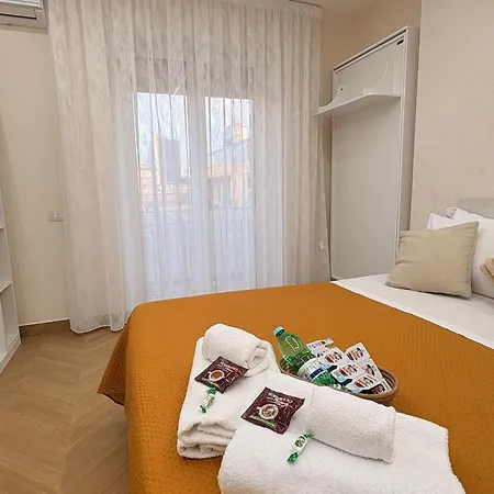 Max Fox Guest house